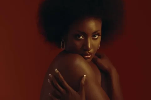 Bella Alubo Breaks Through with R&B x Afrobeats Single Oxygen